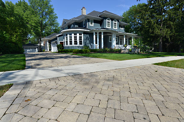 Best Residential Driveway Pavers in Bettendorf, IA